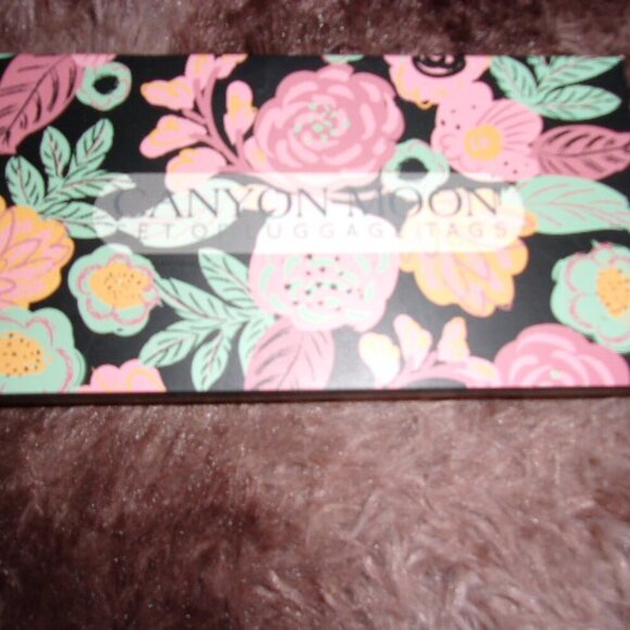 New boxed set of leather Canyon Moon Luggage Tags (‘Wander’ & Floral) - Picture 4 of 5